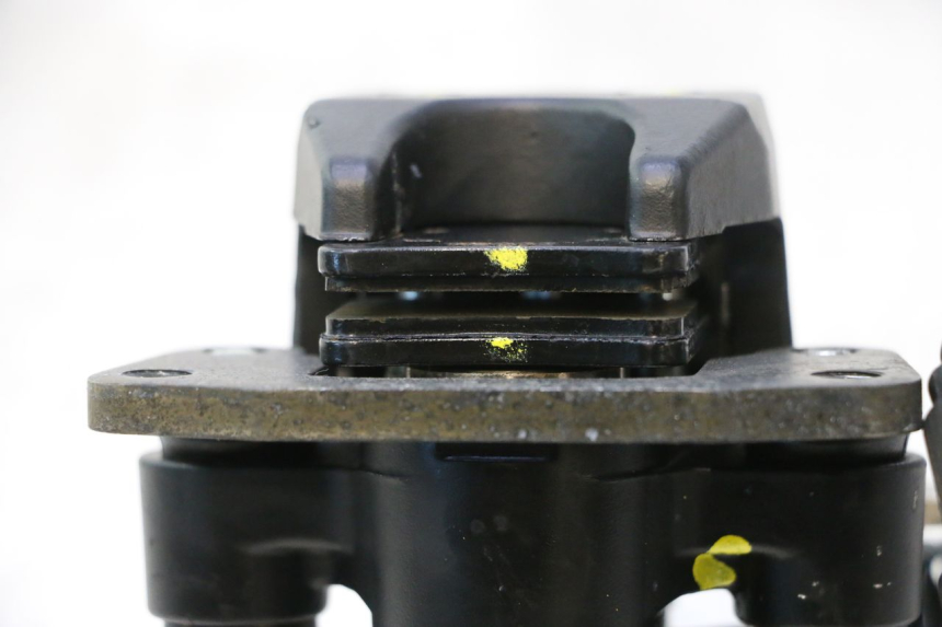 photo de BRAKE CALIPER ROLL LOCK PIAGGIO MP3 500 (2011 - 2015) - Surface and material condition