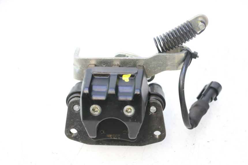 photo de BRAKE CALIPER ROLL LOCK PIAGGIO MP3 500 (2011 - 2015) - Markings and original references