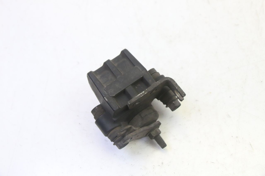 photo de PARKING CALIPER PIAGGIO MP3 125 (2006 - 2014) - Zoom on usage condition