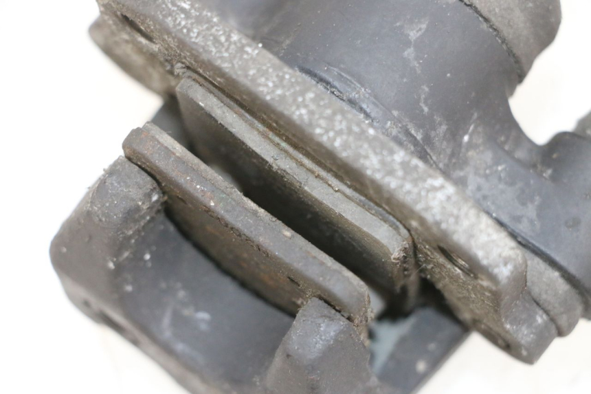 photo de PARKING CALIPER PIAGGIO MP3 125 (2006 - 2014) - Zoom on usage condition