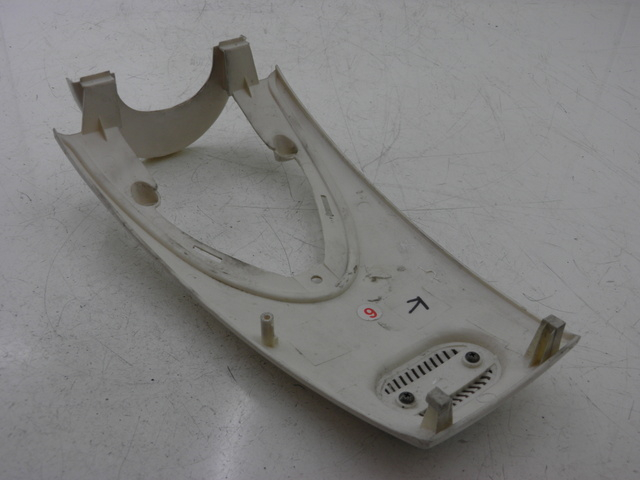 photo de FRONT FAIRING BAOTIAN BT COLLECTOR 50 (2005 - 2013) - Fixing points details