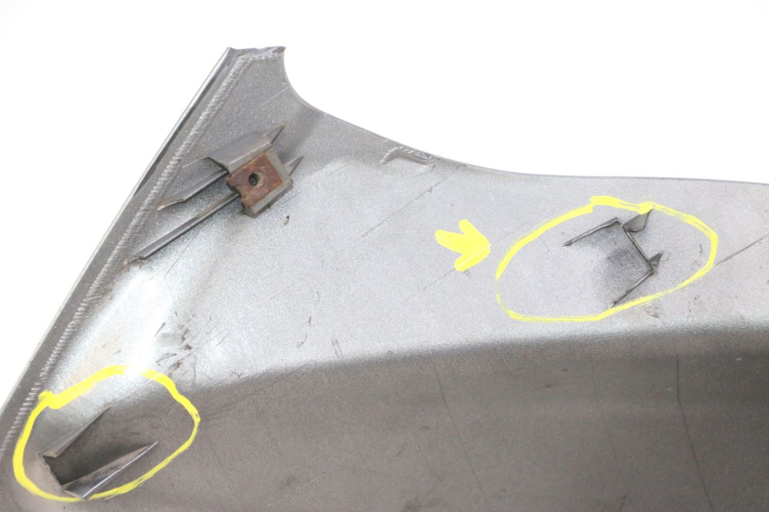 photo de FRONT FAIRING SUZUKI BURGMAN 125 (2007 - 2014) - Detailed visual inspection