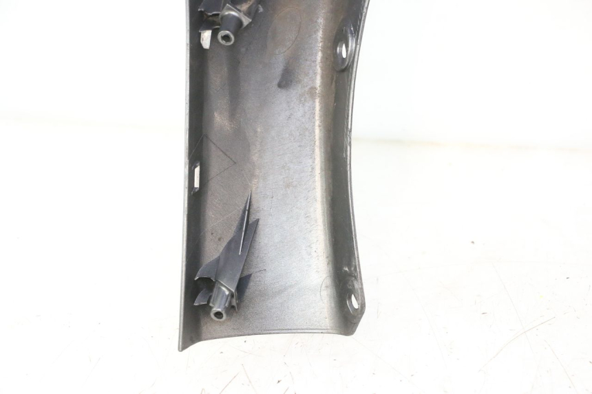 photo de FRONT FAIRING SUZUKI BURGMAN 125 (2007 - 2014) - Spare part profile view