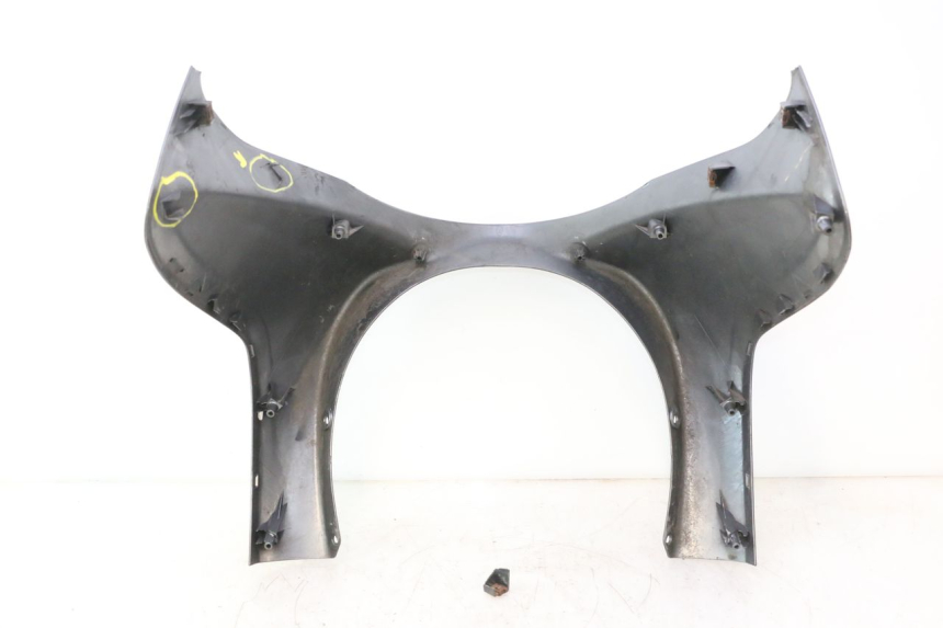 photo de FRONT FAIRING SUZUKI BURGMAN 125 (2007 - 2014) - Zoom on usage condition