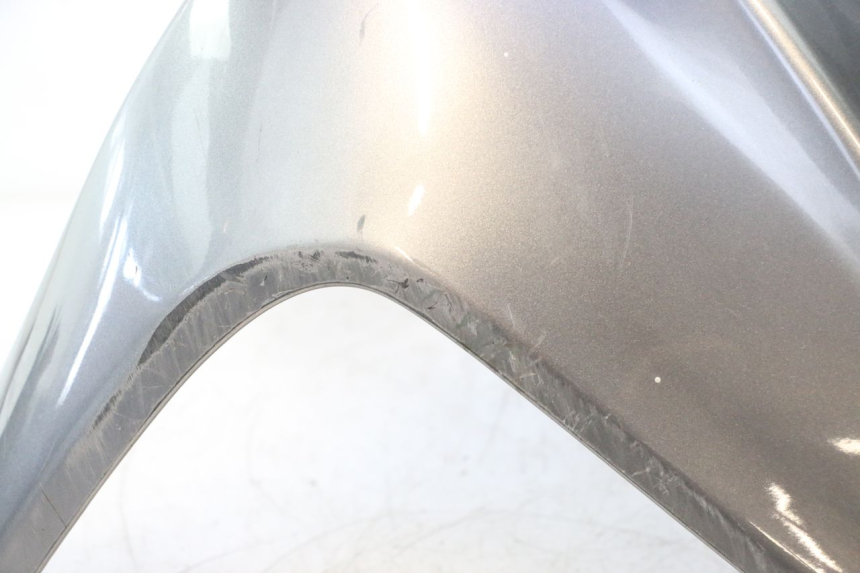 photo de FRONT FAIRING SUZUKI BURGMAN 125 (2007 - 2014) - Surface and material condition