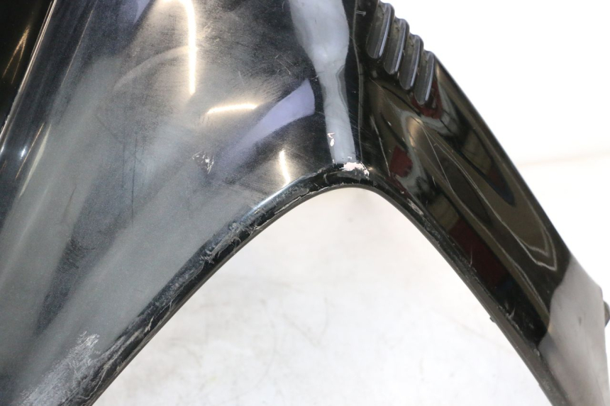photo de FRONT FAIRING SUZUKI BURGMAN EXECUTIVE ABS 650 (2006 - 2012) - Fixing points details