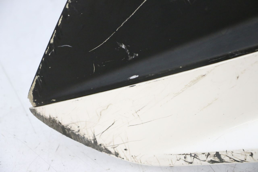 photo de FRONT PANEL KYMCO DINK STREET 125 (2009 - 2014) - Focus on structure