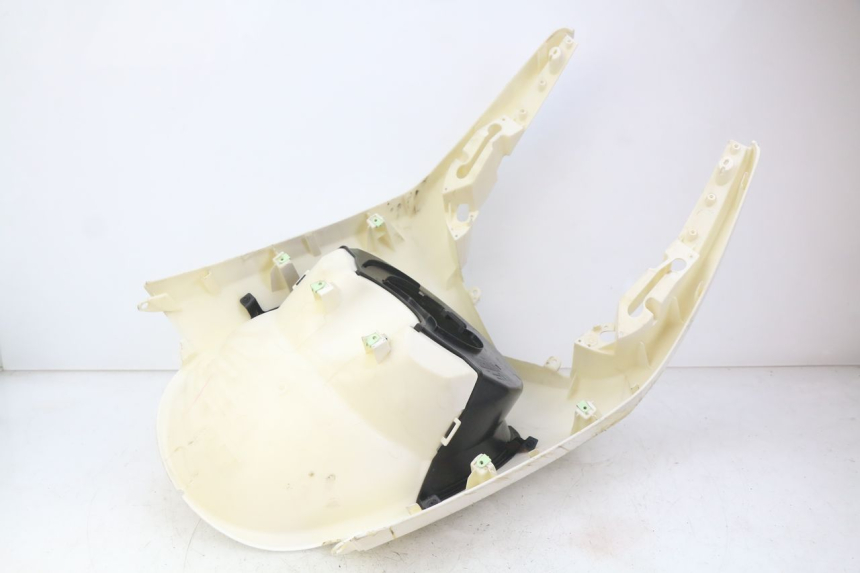 photo de FRONT PANEL PEUGEOT E-VIVACITY 1 (2012 - 2018) - Distinctive features