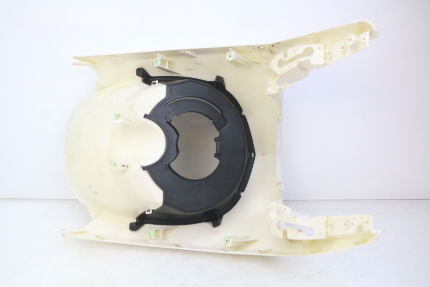 photo de FRONT PANEL PEUGEOT E-VIVACITY 1 (2012 - 2018) - Focus on structure