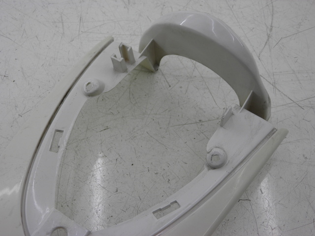 photo de FRONT FAIRING EUROCKA RETRO 50 (2007 - 2014) - Fixing points details