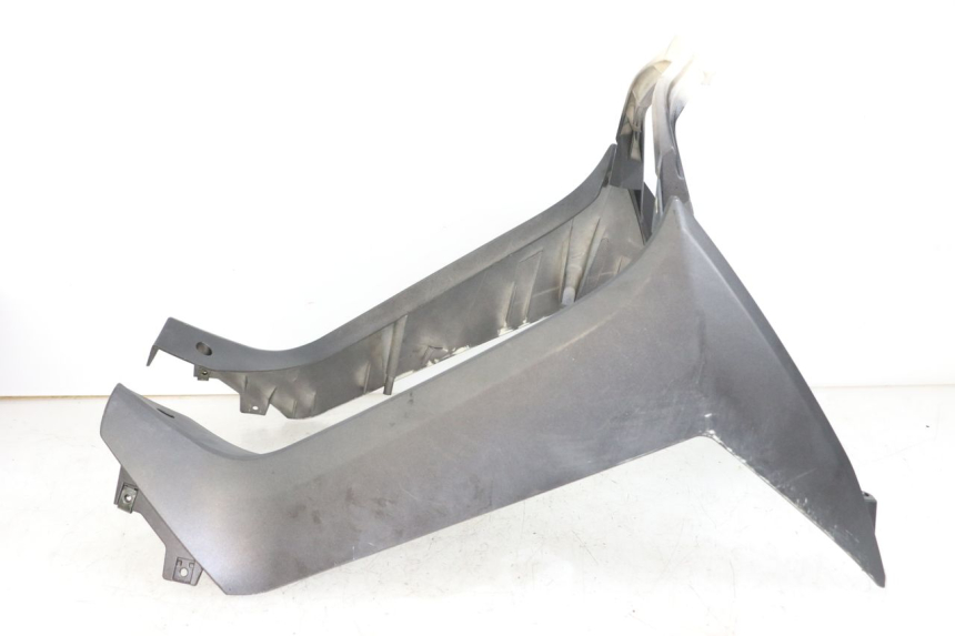 photo de FRONT FAIRING JM MOTORS EVOLIS 4T 50 (2018 - 2022) - Distinctive features