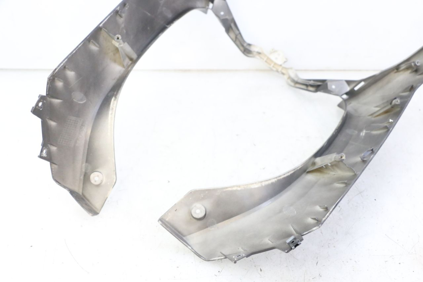 photo de FRONT FAIRING JM MOTORS EVOLIS 4T 50 (2018 - 2022) - Focus on structure