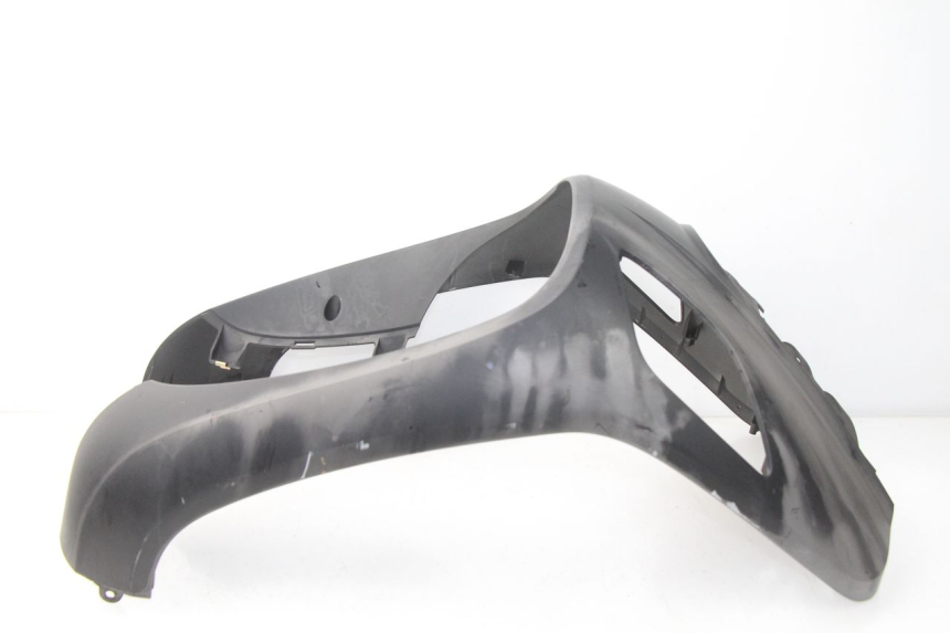 photo de FRONT FAIRING SYM FIDDLE 3 III 125 (2014 - 2020) - Fixing points details