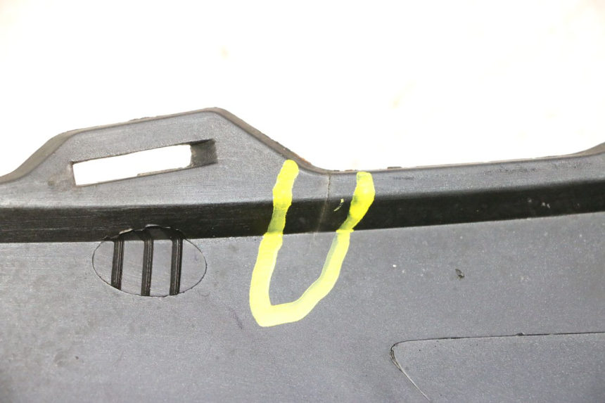 photo de FRONT PANEL PIAGGIO FLY 2T 50 (2004 - 2017) - Spare part profile view