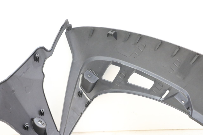 photo de FRONT FAIRING PEUGEOT GEOPOLIS RS 125 (2007 - 2009) - Technical close-up