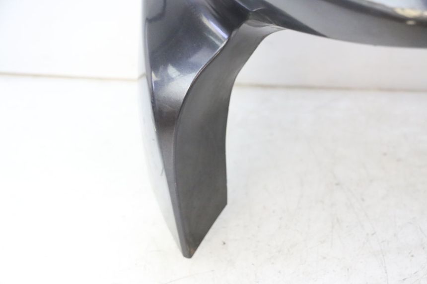 photo de FRONT FAIRING KYMCO GRAND DINK 125 (2008 - 2014) - Zoom on usage condition