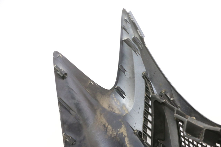 photo de FRONT FAIRING KYMCO GRAND DINK 125 (2008 - 2014) - Fixing points details