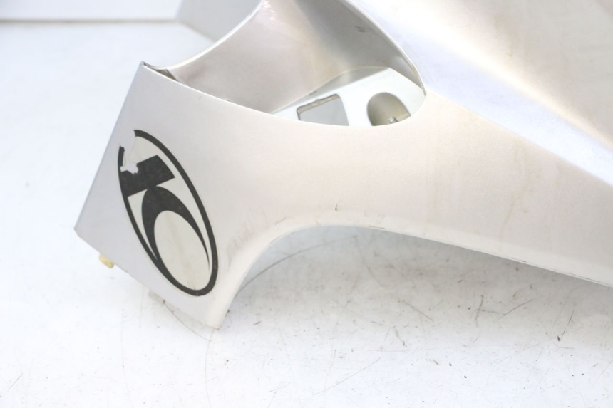 photo de FRONT FAIRING KYMCO GRAND DINK 125 (2002 - 2007) - Detailed visual inspection