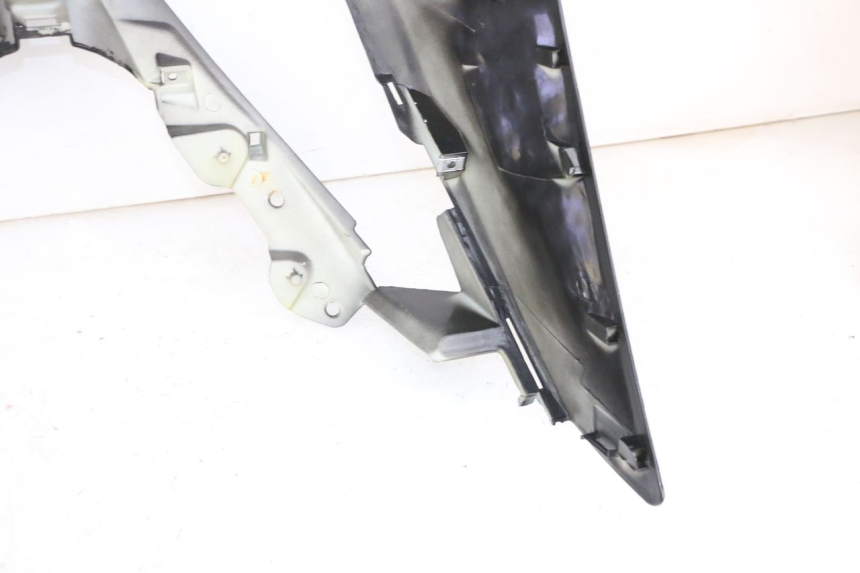 photo de FRONT FAIRING JM MOTORS GTS 125 (2015 - 2019) - Fixing points details
