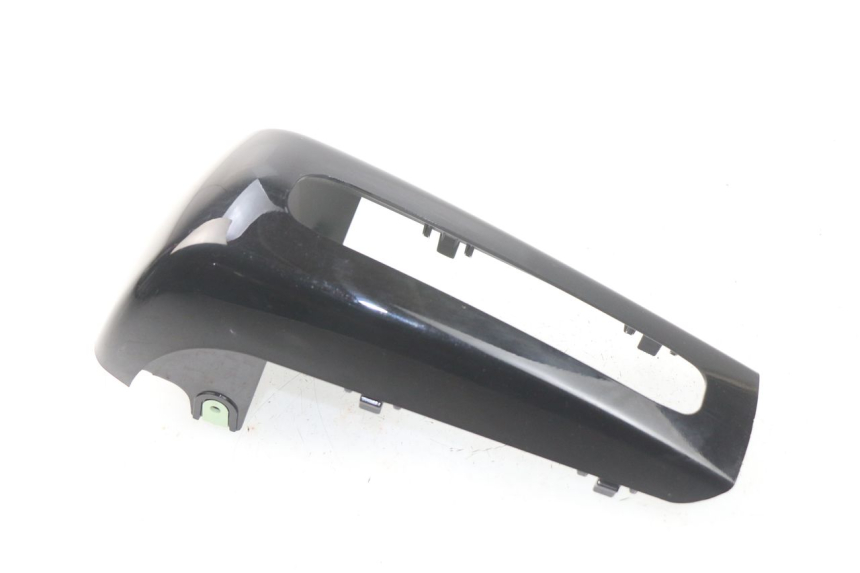 photo de LOWER FRONT FAIRING  PEUGEOT METROPOLIS 400 (2017 - 2020) - Main view