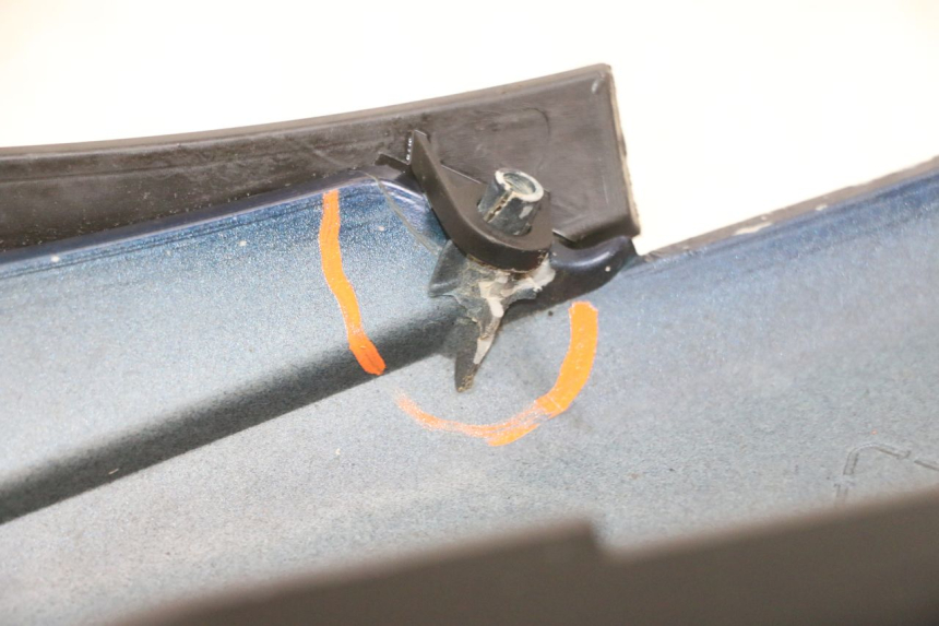 photo de LOWER FRONT FAIRING  PIAGGIO MP3 RL 250 (2006 - 2010) - Markings and original references