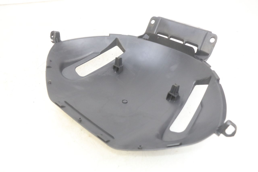 photo de INNER FRONT PANEL SUZUKI BURGMAN 650 (2002 - 2004) - Component detail