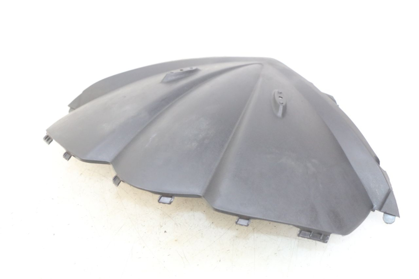 photo de INNER FRONT PANEL PEUGEOT CITYSTAR 125 (2011 - 2017) - Zoom on usage condition