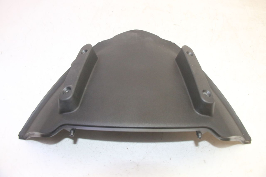 photo de INNER FRONT FAIRING PIAGGIO MP3 HPE 350 (2018 - 2020) - Zoom on usage condition