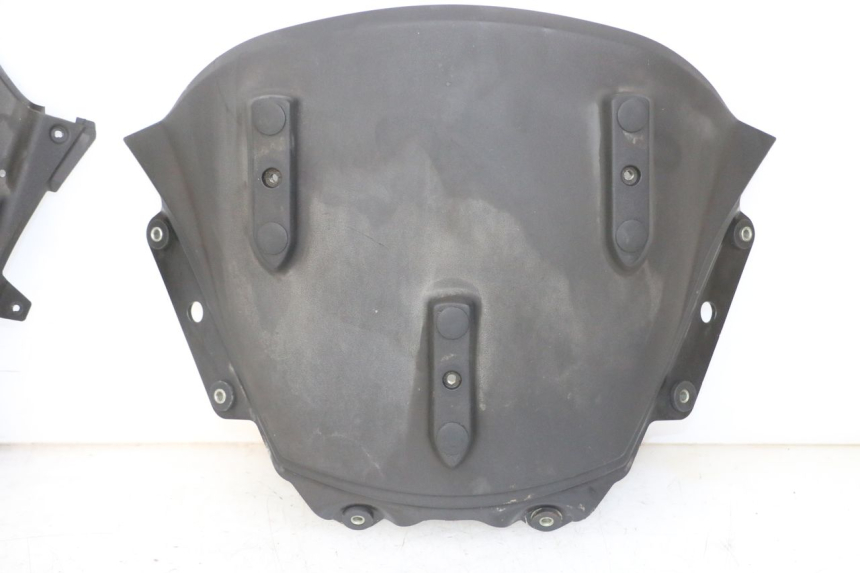 photo de INNER FRONT FAIRING PIAGGIO MP3 LT 300 (2010 - 2016) - Markings and original references