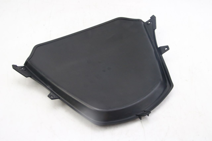 photo de INNER FRONT PANEL PIAGGIO MP3 125 (2006 - 2014) - Alternative perspective