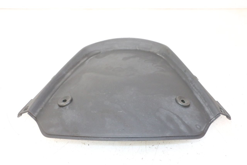 photo de INNER FRONT PANEL PIAGGIO MP3 RL 250 (2006 - 2010) - Alternative perspective