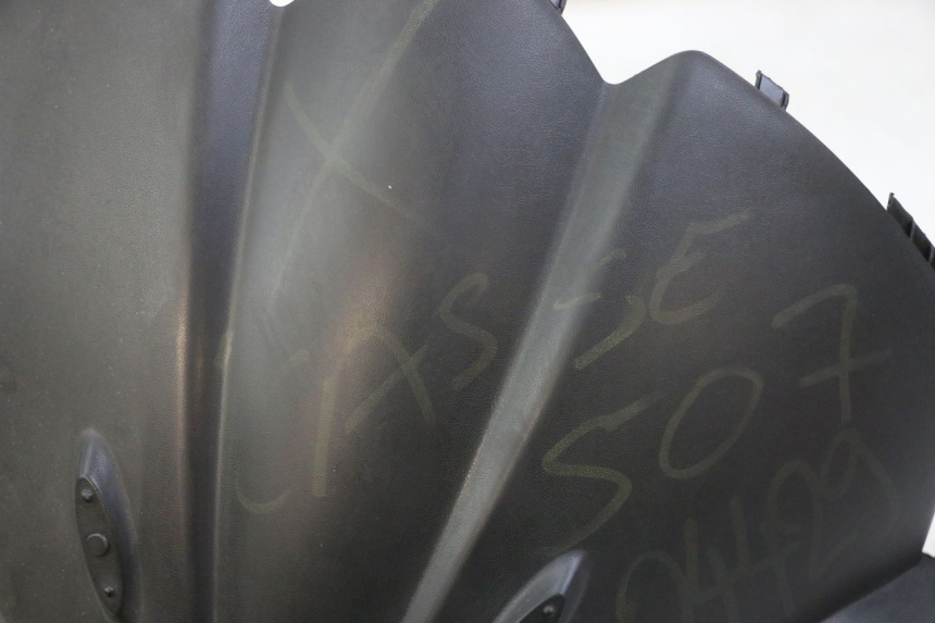 photo de INNER FRONT PANEL PEUGEOT CITYSTAR 125 (2011 - 2017) - Alternative perspective