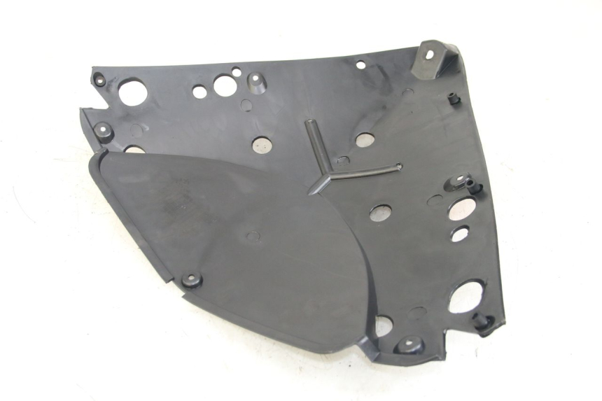 photo de INNER FRONT FAIRING RAZZO STEED 125 (2012 - 2018) - Component detail