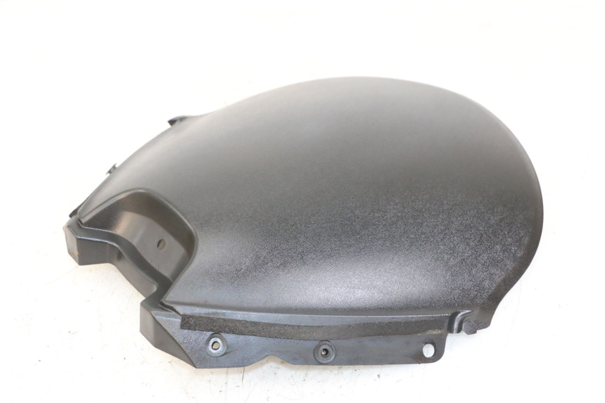 photo de INNER FRONT FAIRING SUZUKI BURGMAN 125 (2018 - 2021) - Fixing points details
