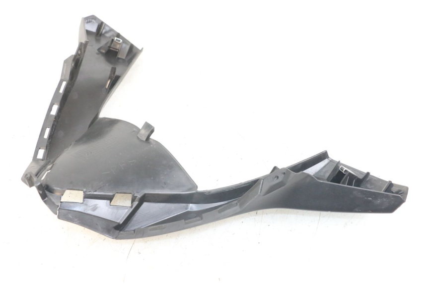 photo de INNER FRONT PANEL YAMAHA XMAX X-MAX ABS 125 (2017 - 2020) - Alternative perspective