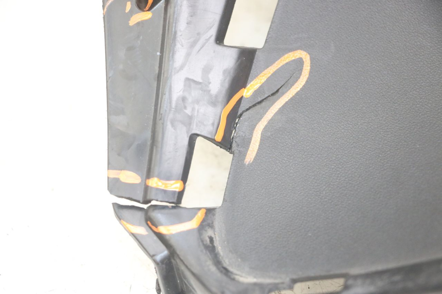 photo de INNER FRONT PANEL YAMAHA XMAX X-MAX ABS 125 (2017 - 2020) - Checked used part