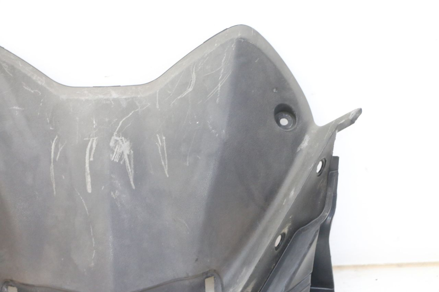 photo de INNER FRONT PANEL YAMAHA X-MAX XMAX ABS 250 (2010 - 2012) - Product overview