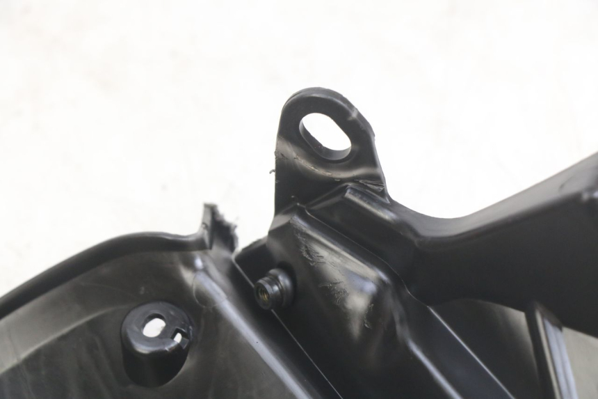 photo de INNER FRONT PANEL YAMAHA X-MAX XMAX 125 (2010 - 2013) - Zoom on usage condition