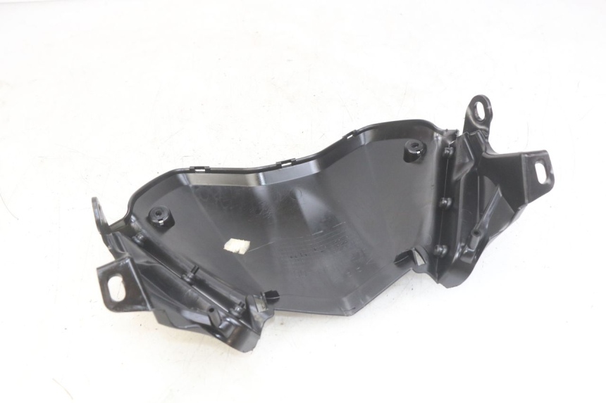 photo de INNER FRONT PANEL YAMAHA X-MAX XMAX 125 (2010 - 2013) - Alternative perspective