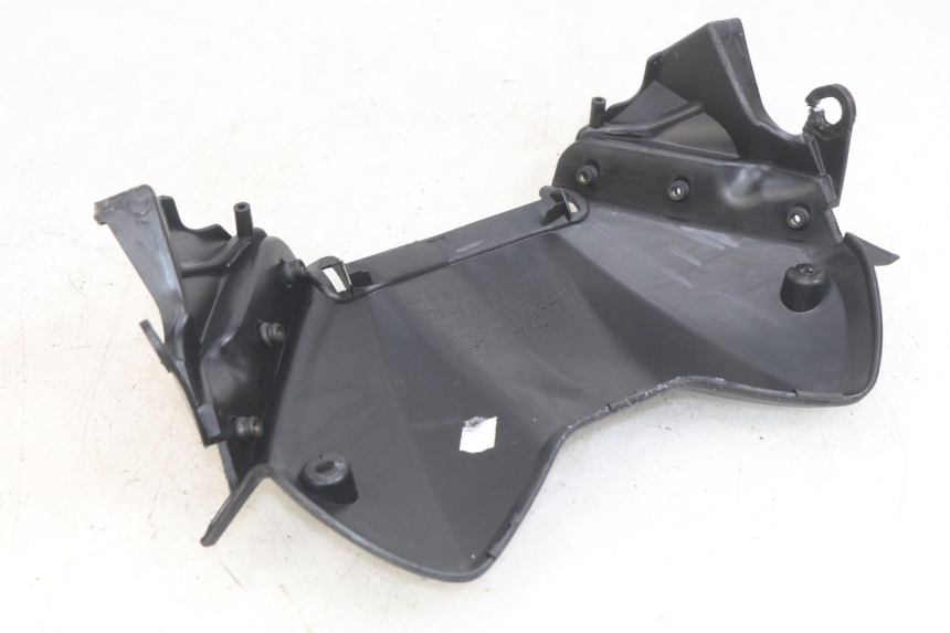 photo de INNER FRONT PANEL YAMAHA X-MAX XMAX 125 (2010 - 2013) - Component detail