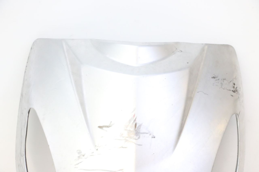 photo de FRONT FAIRING PEUGEOT KISBEE 2T 50 (2010 - 2017) - Distinctive features