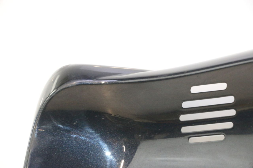 photo de FRONT FAIRING PIAGGIO LIBERTY 125 (1998 - 2008) - Component detail