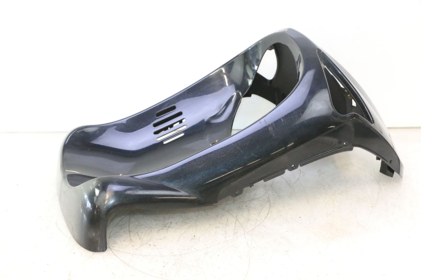 photo de FRONT FAIRING PIAGGIO LIBERTY 125 (1998 - 2008) - Detailed visual inspection