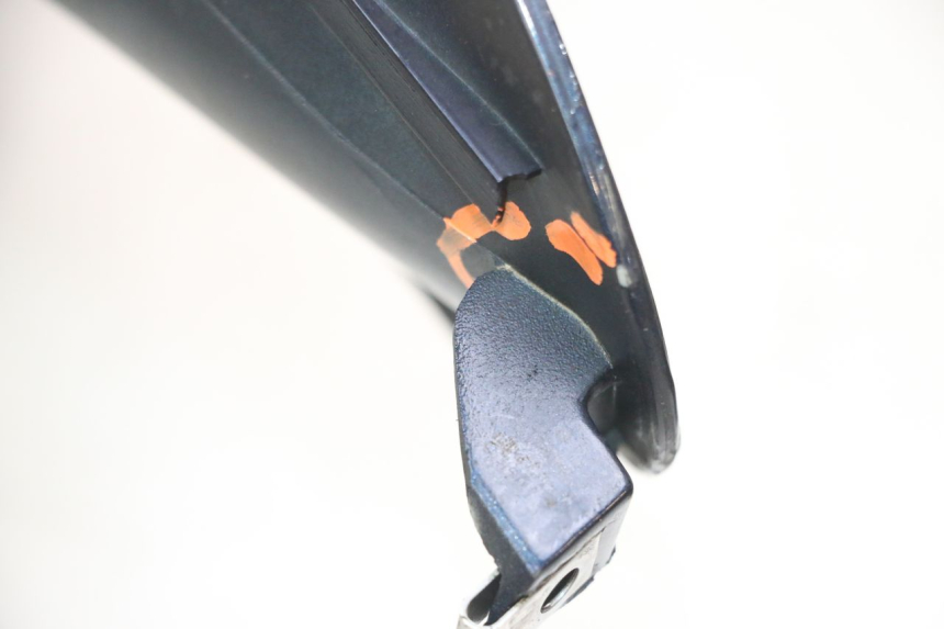 photo de FRONT FAIRING PIAGGIO MP3 LT 300 (2010 - 2016) - Focus on structure