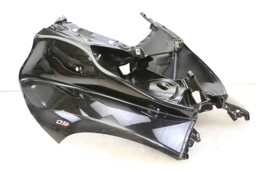 photo de FRONT FAIRING PIAGGIO MP3 LT 300 (2010 - 2016) - High-resolution close-up