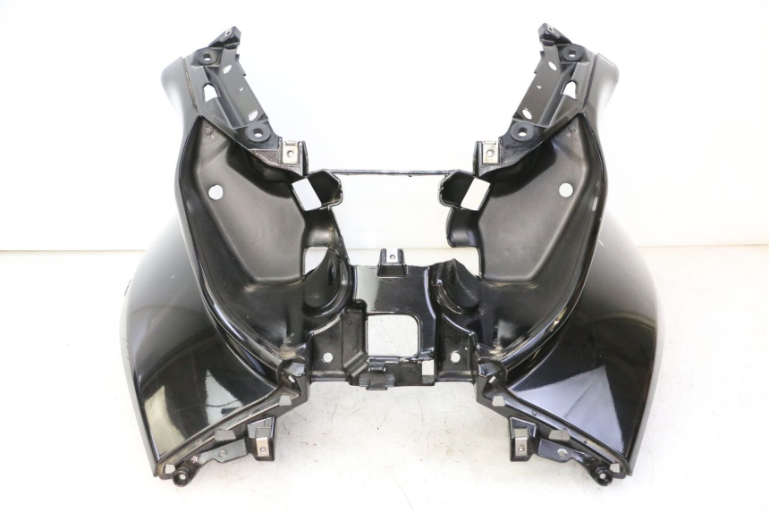 photo de FRONT FAIRING PIAGGIO MP3 LT 300 (2010 - 2016) - Alternative angle