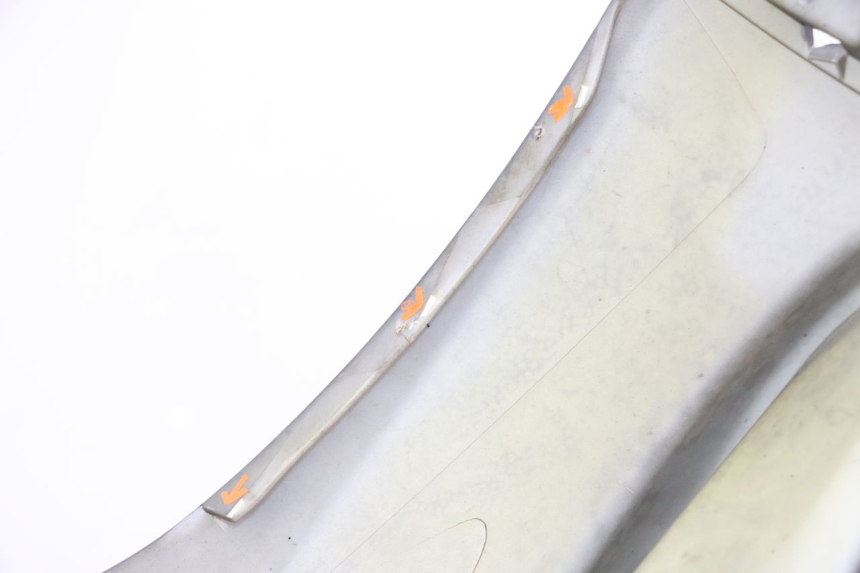 photo de FRONT FAIRING PIAGGIO MP3 500 (2011 - 2015) - Distinctive features