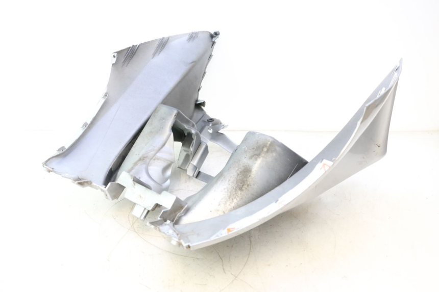 photo de FRONT FAIRING PIAGGIO MP3 125 (2006 - 2014) - Component zoom