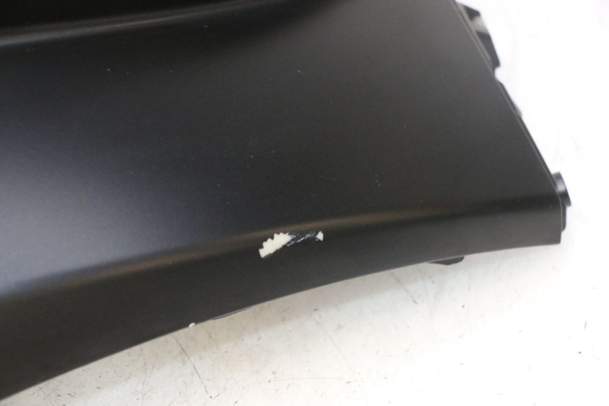 photo de FRONT FAIRING PIAGGIO MP3 500 (2016 - 2018) - Supplementary product photo