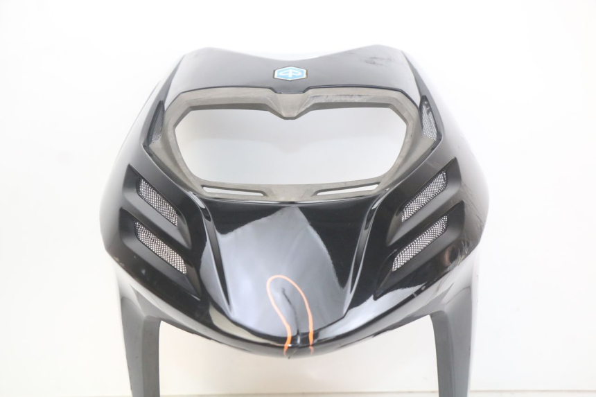 photo de FRONT FAIRING PIAGGIO NEW TYPHOON 50 (2010 - 2017) - Alternative angle